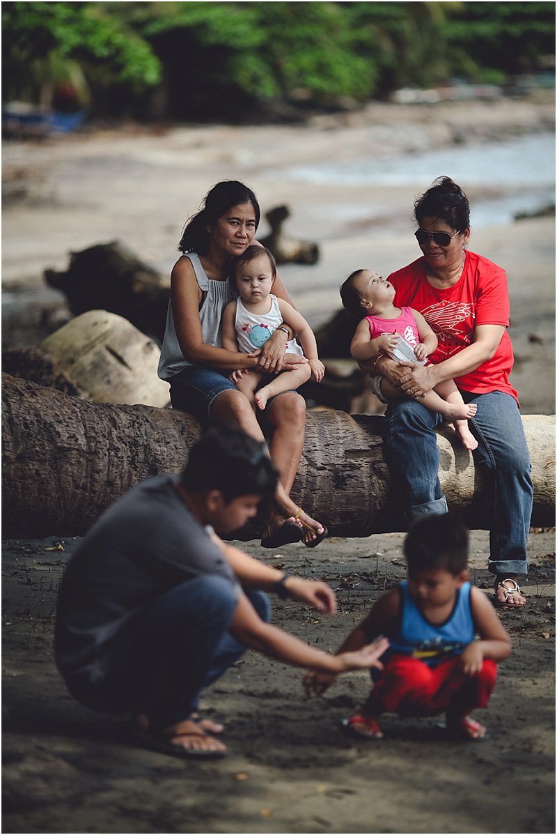 Dumaguete, Philippines, Family with twins travels