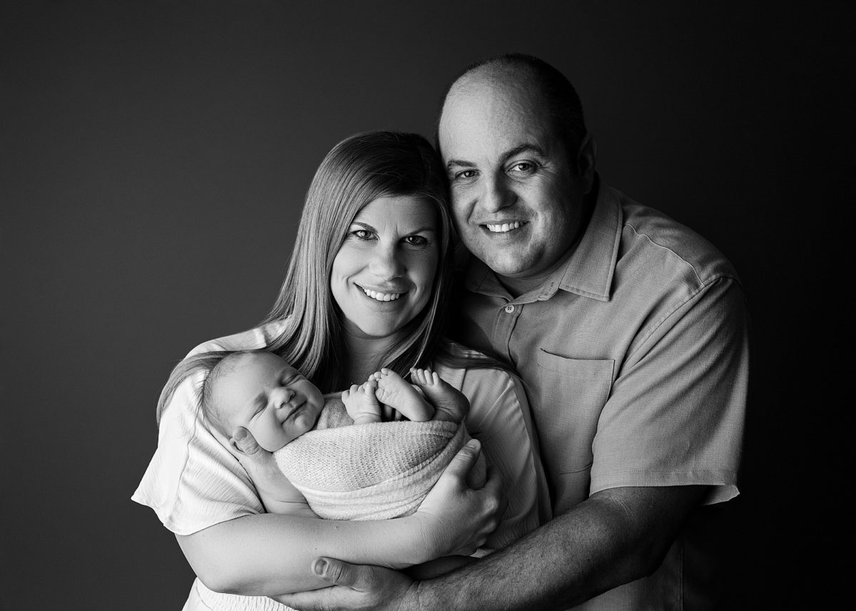 edmonton newborn photographers, edmonton newborn photographer, newborn photographer