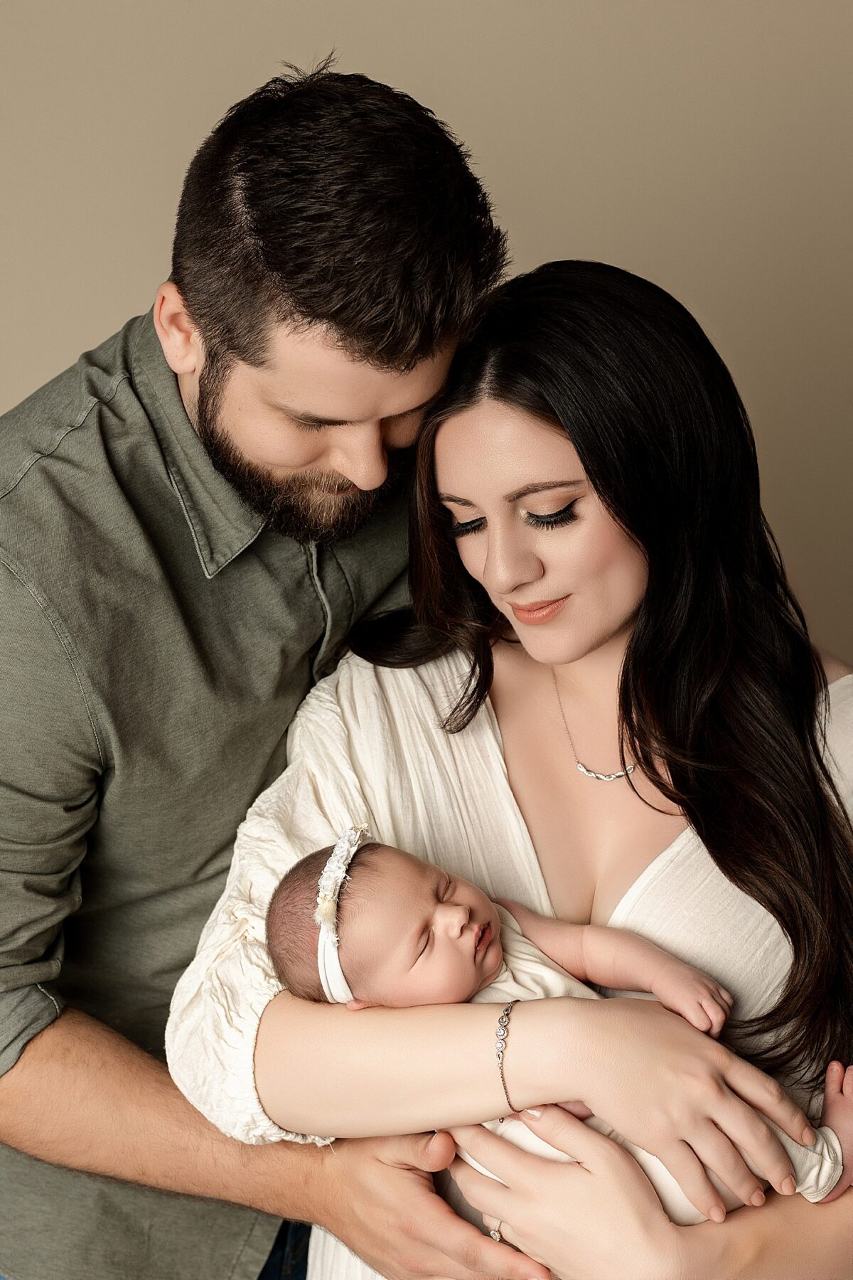edmonton maternity photographer, edmonton newborn photographer, edmonton maternity photographers, edmonton newborn photographers